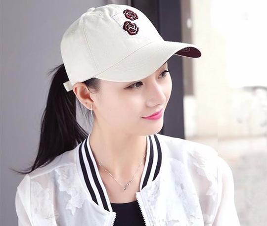 美麗的帽子，帶給你不一樣的春天
